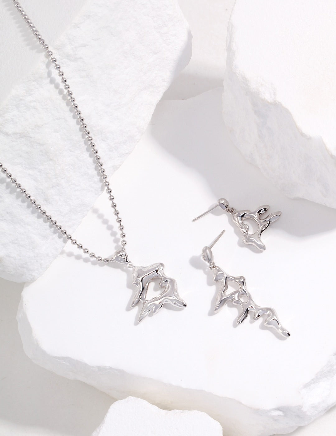 925 Sterling Silver 18k Gold Plated Hypoallergenic Necklace | Unique Pendant Design